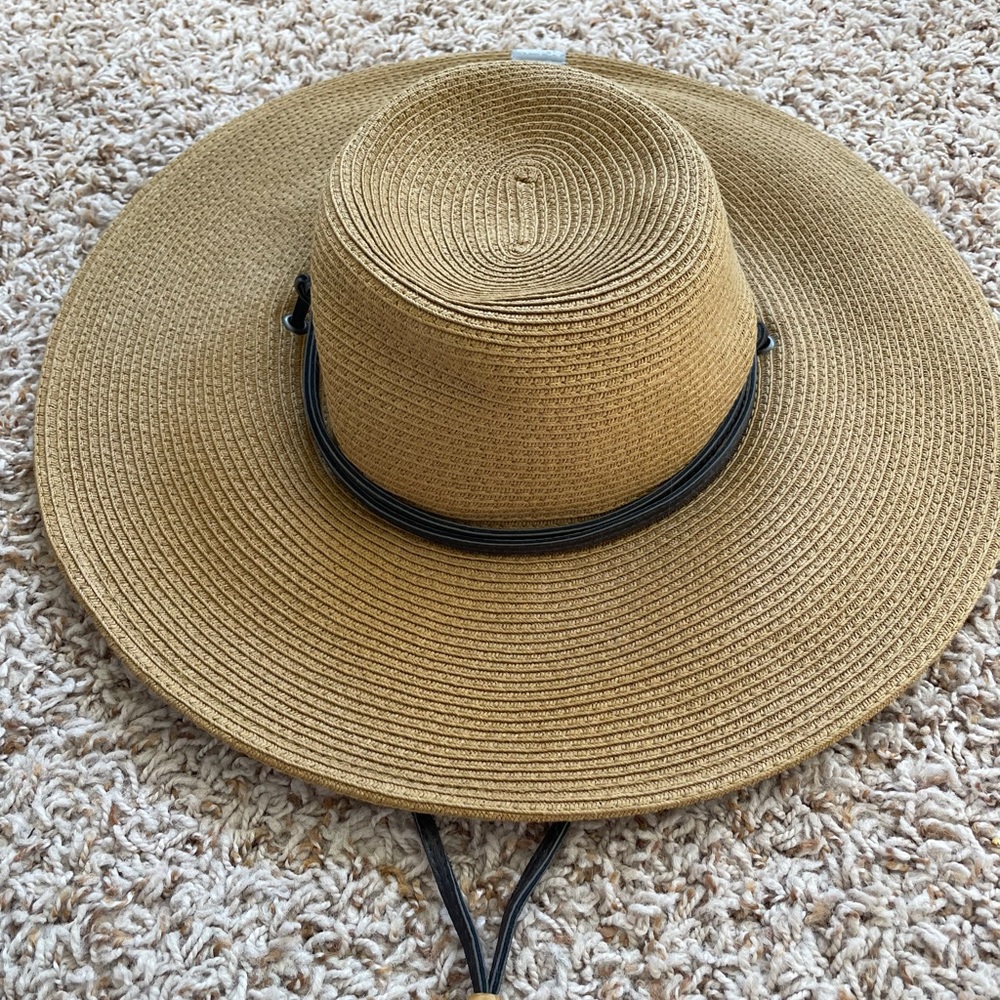 Columbia sun hat